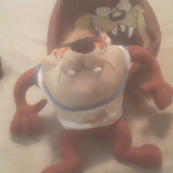 1997 TAZ basketball/FREE TAZ toy included - Picture 4 of 4